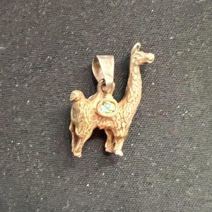 Vintage Unique 950 Silver Llama Alpaca Pendant